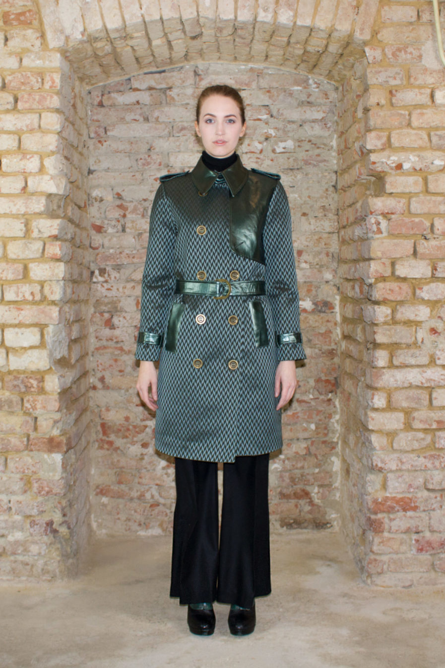 Trenchcoat Zodiac