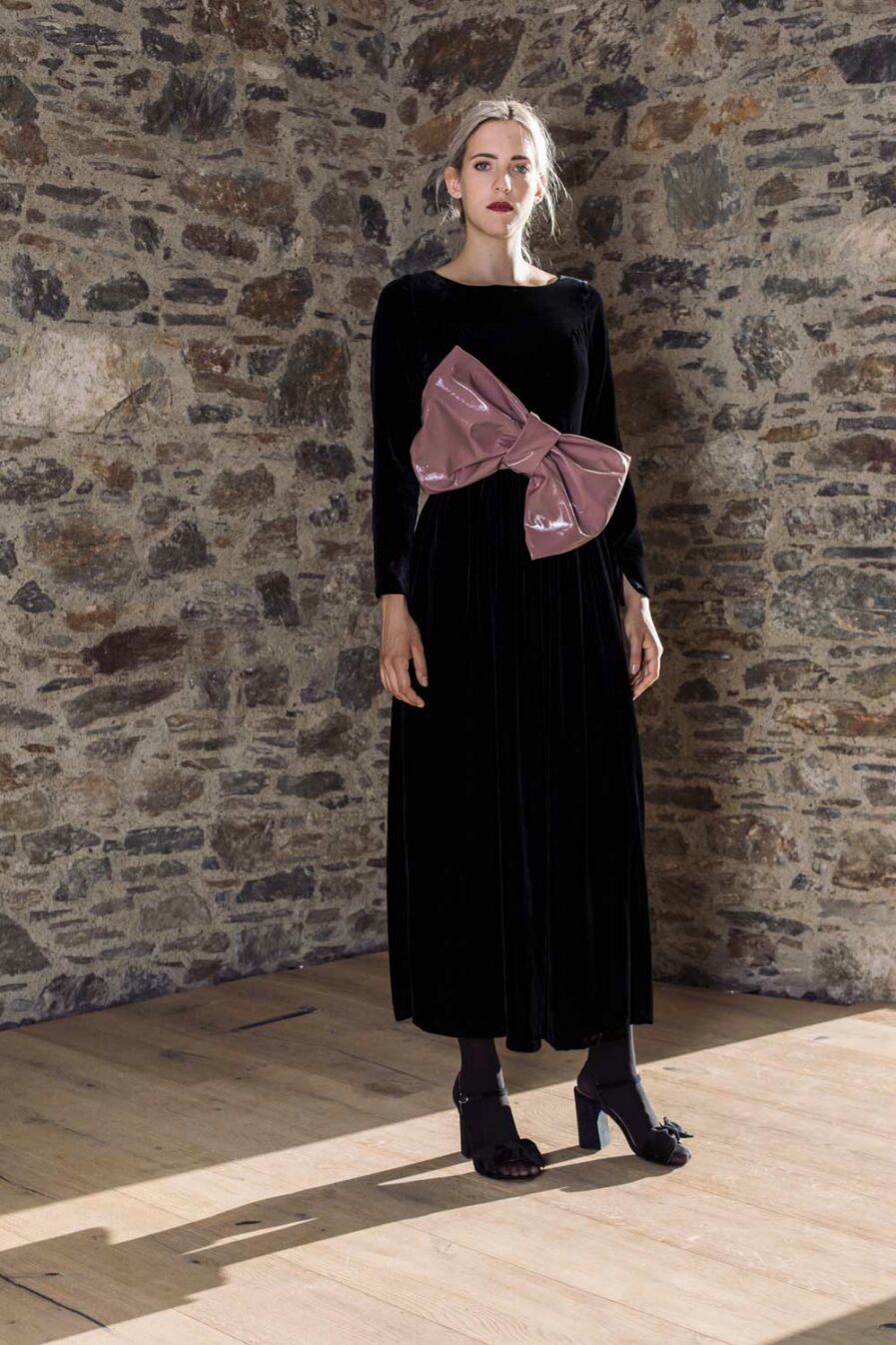 Indy Kleid Black Velvet