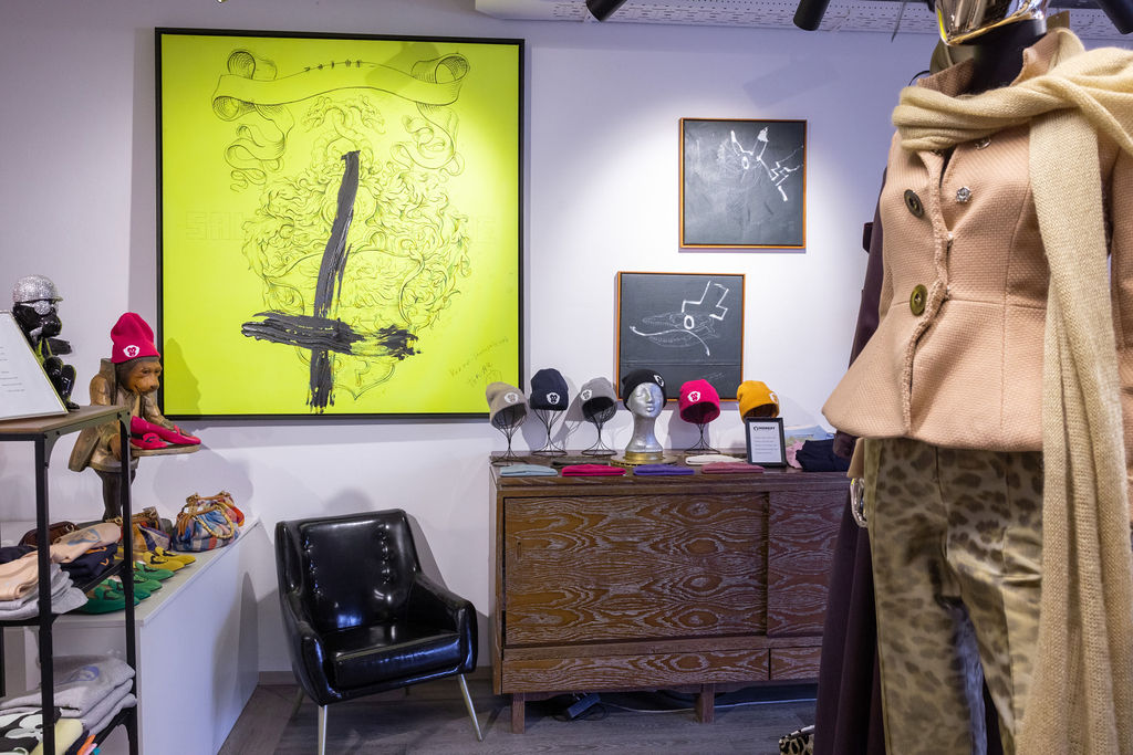 Gina Drewes Velden - By Simone Attisani Photography for Kaerntner MONAT