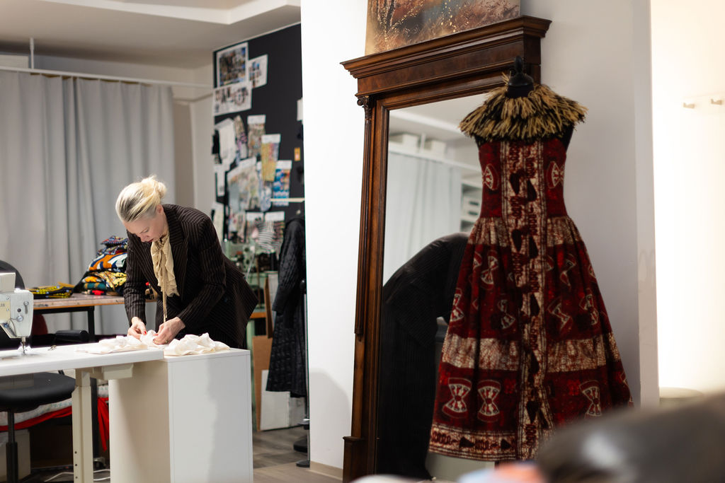 Gina Drewes Velden - By Simone Attisani Photography for Kaerntner MONAT